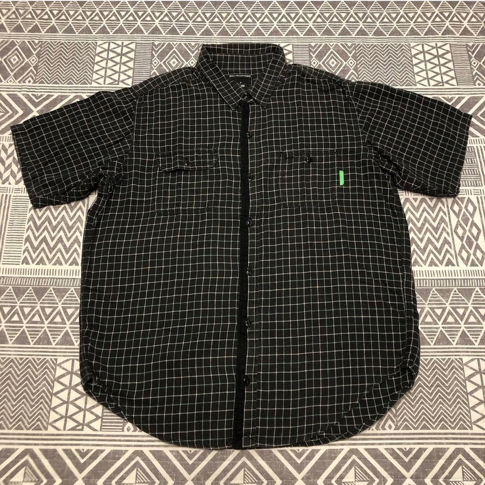 Neighborhood Plaid Button Up Tee Shirt Size Medium